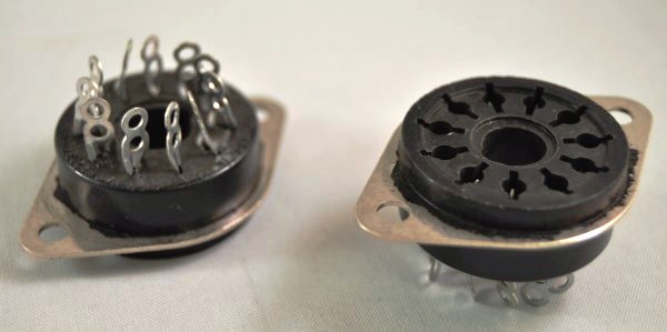 11 polige buisvoet / chassisdeel 11 polige buisvoet / chassisdeel