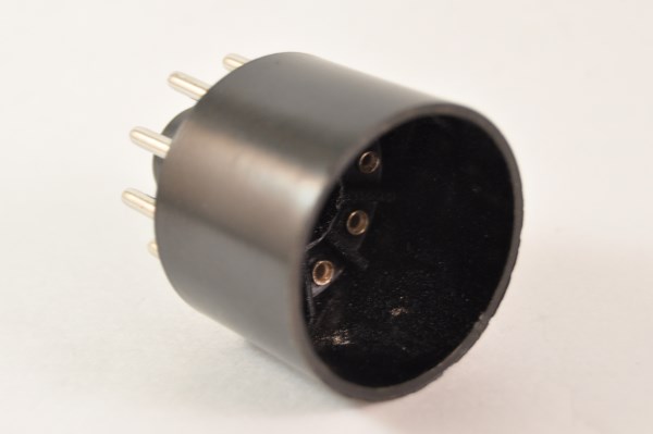 10 polige buisvoet / stekker