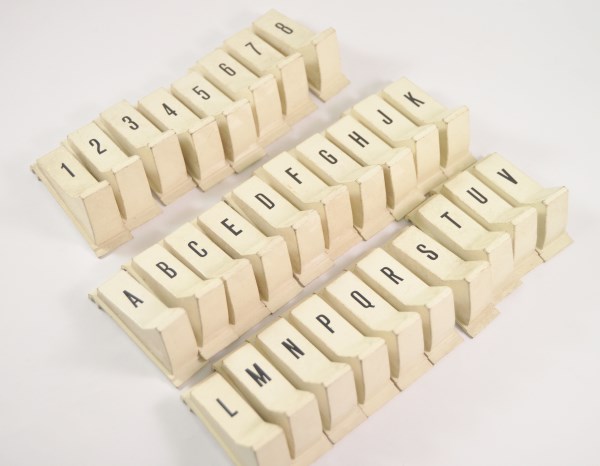 Pushbutton set Seeburg LS1 / LS2 160 select - part# 411910 Pushbutton set Seeburg LS1 / LS2 160 select - part# 411910