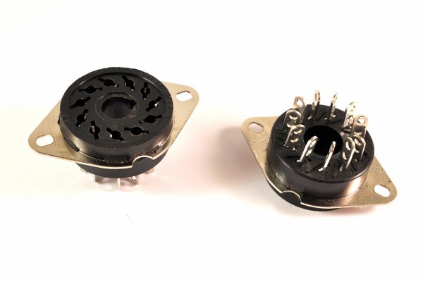 11 polige buisvoet / chassisdeel 11 polige buisvoet / chassisdeel