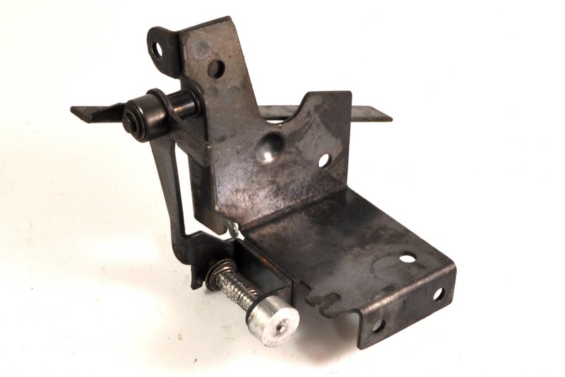 Seeburg Safety Trip Bracket & Plunger Assembly - part# 245088