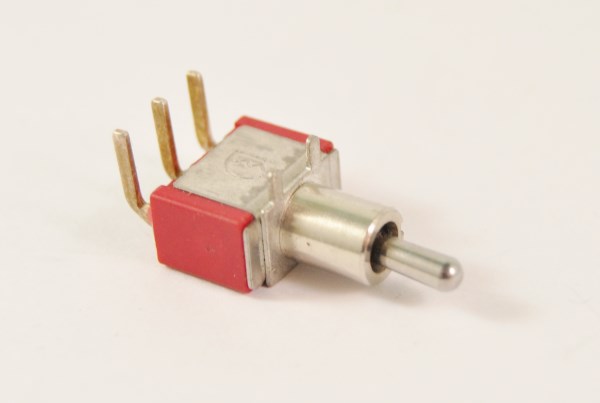 Miniatuur tuimelschakelaar 1 polig om - (Aan)/Uit/(Aan) - PCB montage