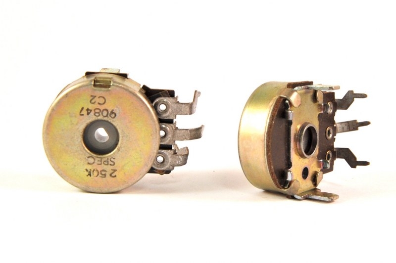 Instelpotmeter mono 250 kOhm 24 mm PCB