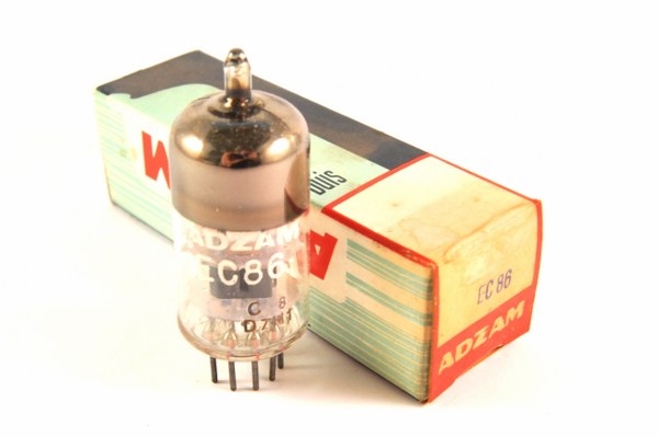 Buis EC86 = 6CM4 adzam