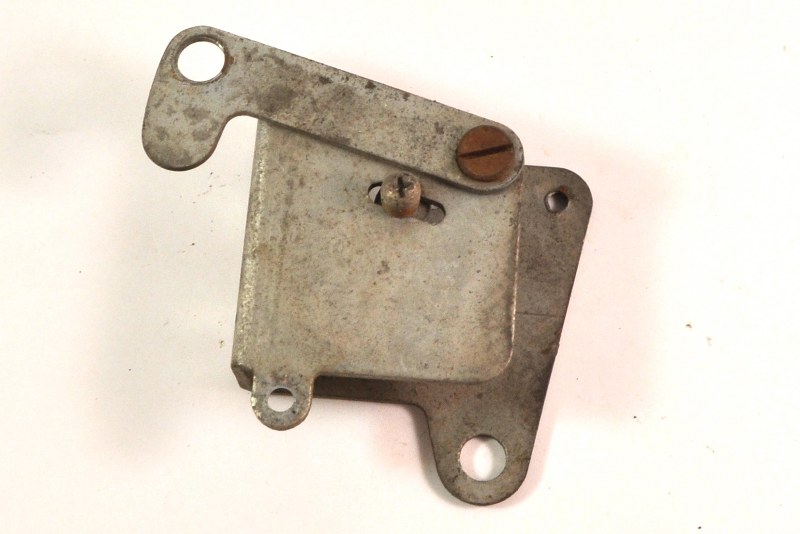 Rockola 1458 & 1462 Reject Bracket & Stop Assembly - part# 31310