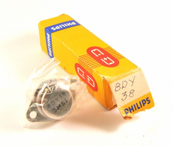 Transistor Philips TIC263M Tirato Originale: Componente Elettronico Per I Tuoi Progetti Fai-da-te!