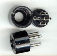 Small plugs and sockets