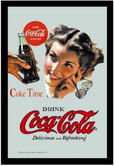 Coca Cola meisje met zonnebriel spiegel  22 x 32 cm