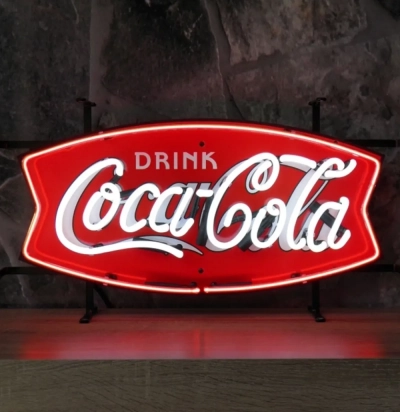 Coca Cola  fishtale Neon met achterbord